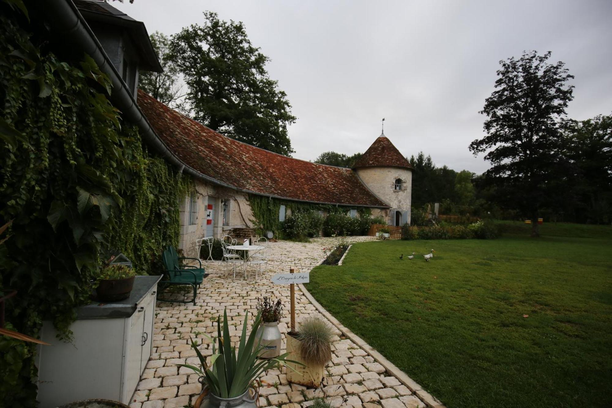 La Roulotte Deluxe De Malpas Bed & Breakfast Quingey Exterior foto