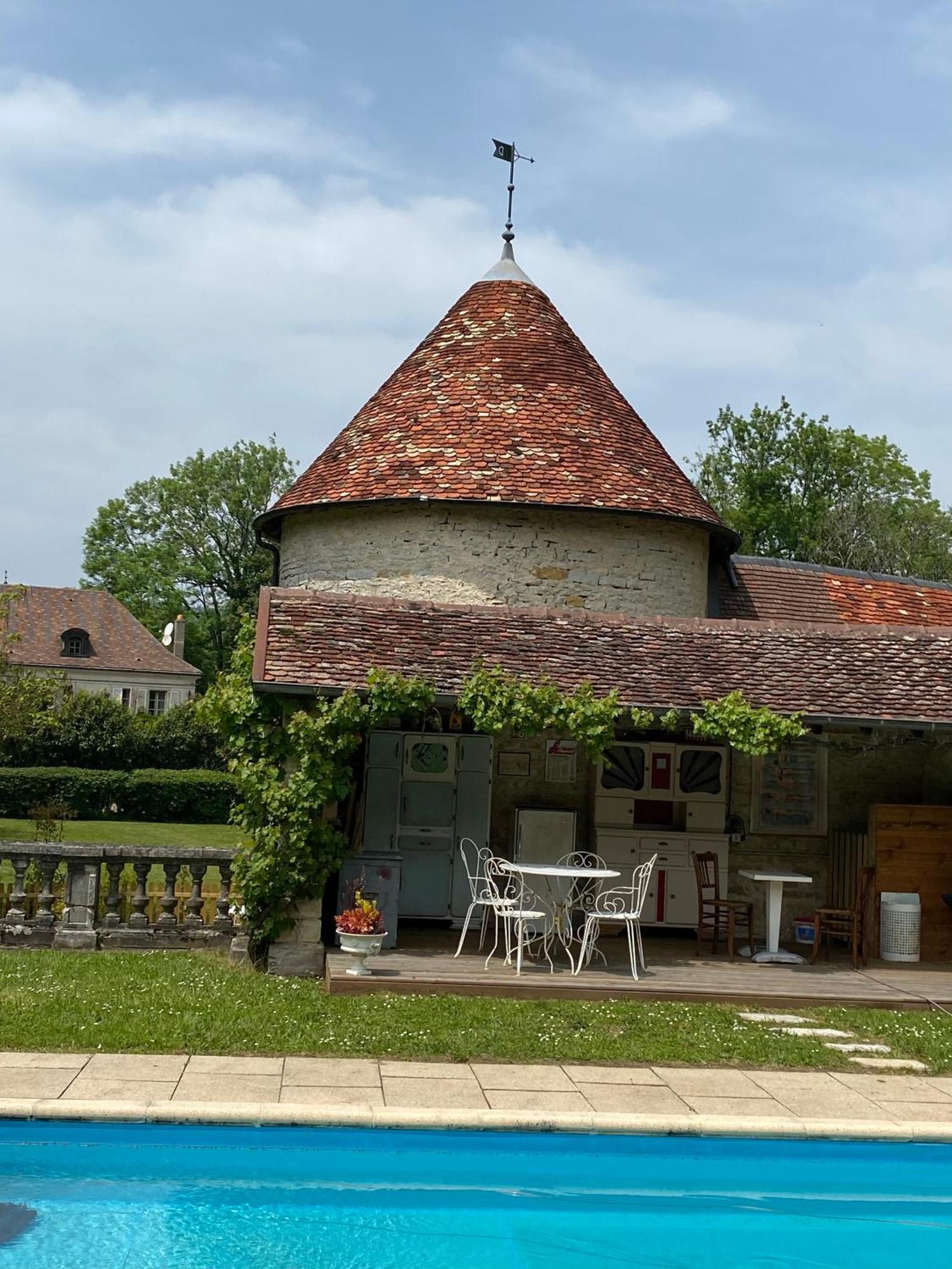 La Roulotte Deluxe De Malpas Bed & Breakfast Quingey Exterior foto